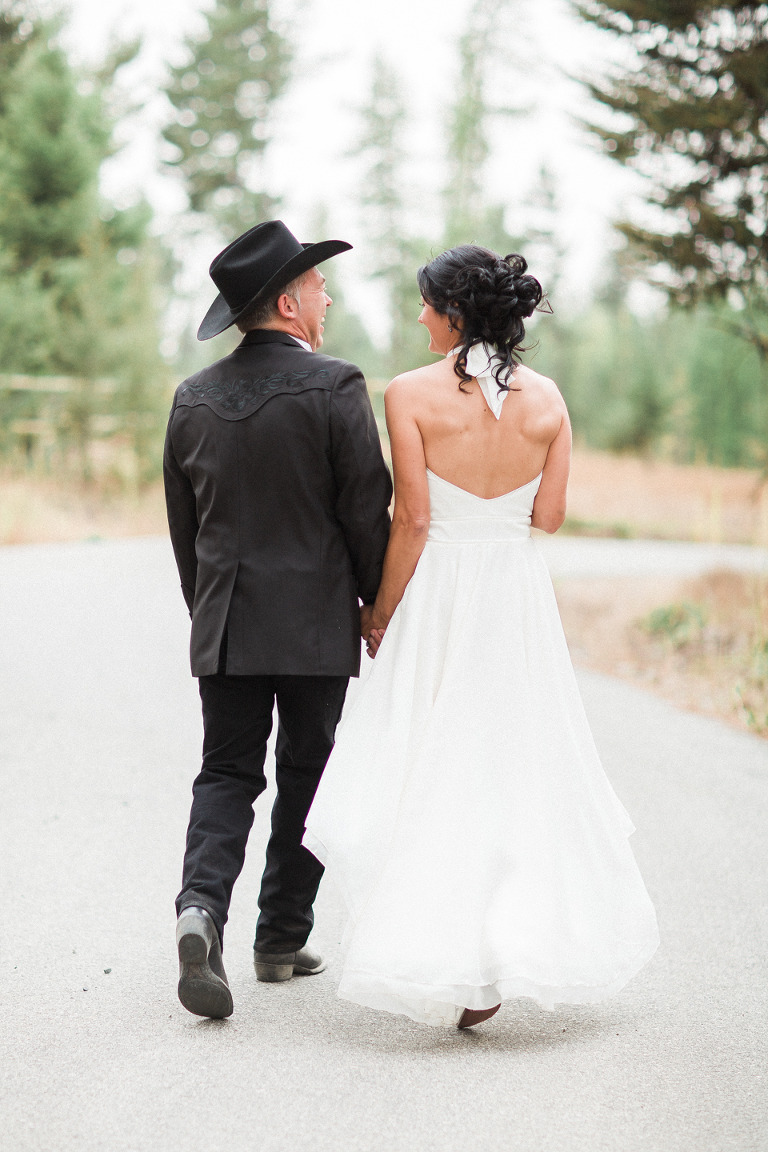 wedding photographers located in west kelowna