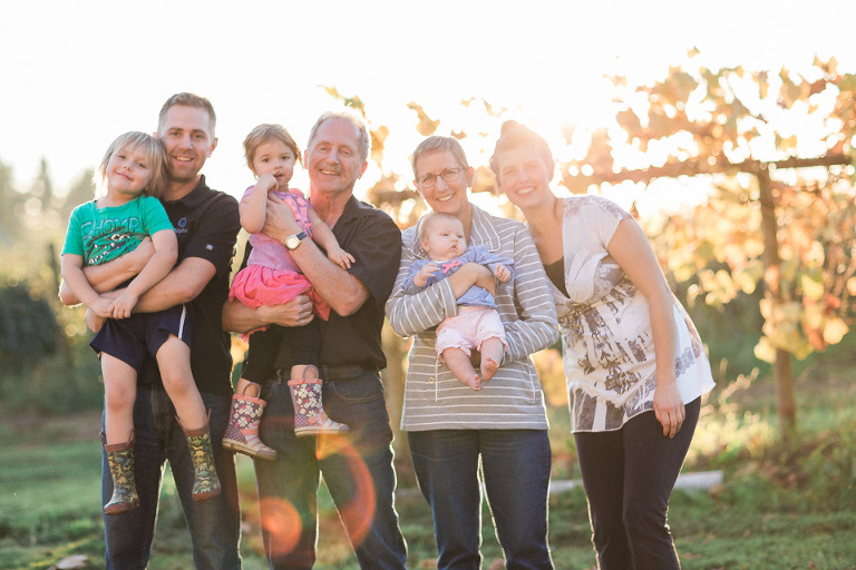 family-photographers-located-in-penticton