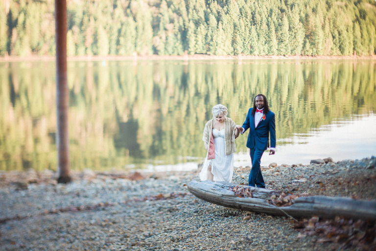 stave-lake-mission-wedding-beach