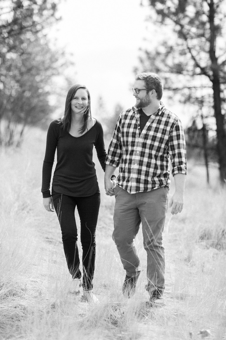 engagement photographer located in osoyoos