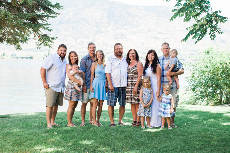 family-photographers-located-in-penticton