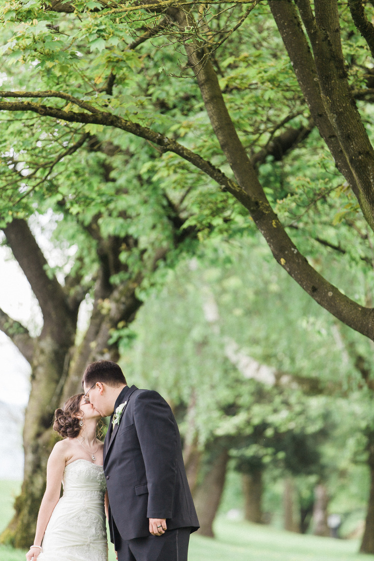 hougen park abbotsford wedding photos